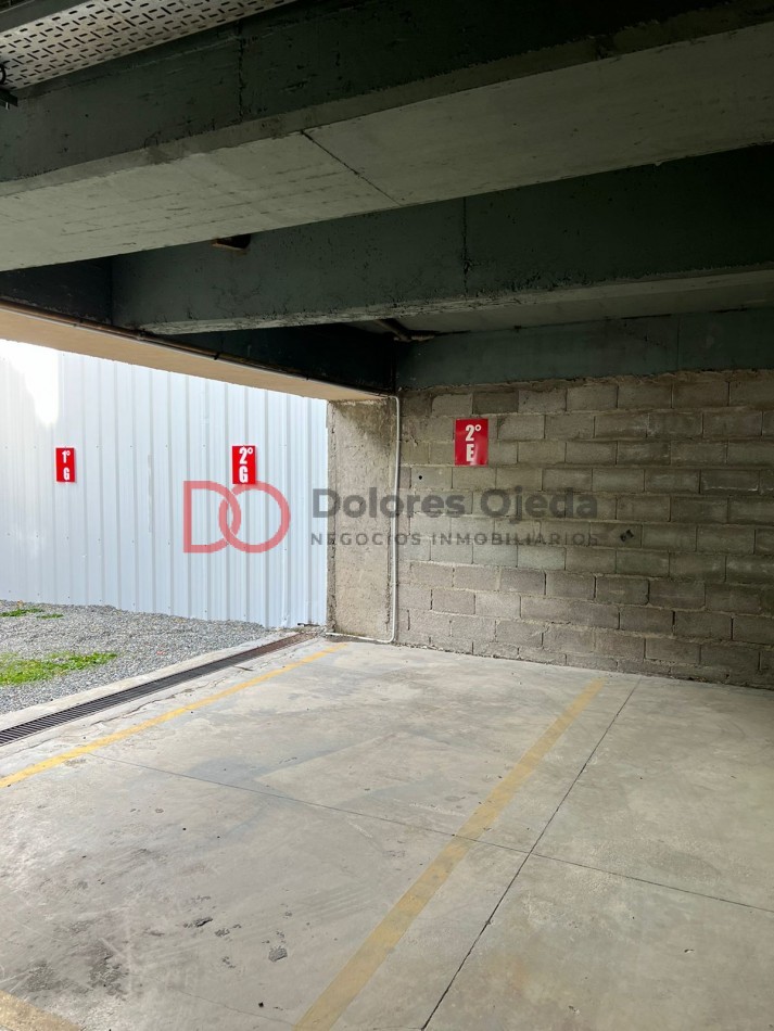 1 dormitorio con cochera