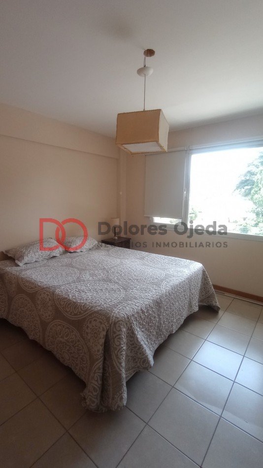 1 dormitorio con cochera