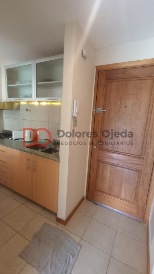 1 dormitorio con cochera