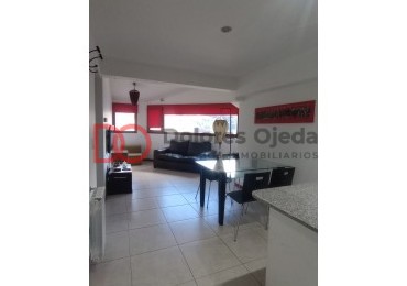 Dos ambientes en pleno centro